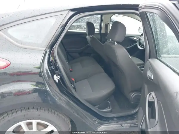 1FADP3K2XHL240489 2017 FORD FOCUS - Image 8