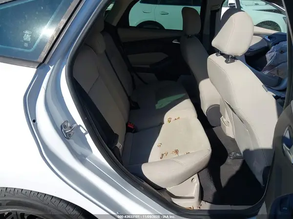 1FADP3K2XHL244350 2017 FORD FOCUS - Image 8
