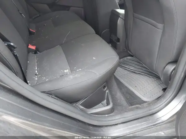 1FADP3K2XHL244414 2017 FORD FOCUS - Image 8