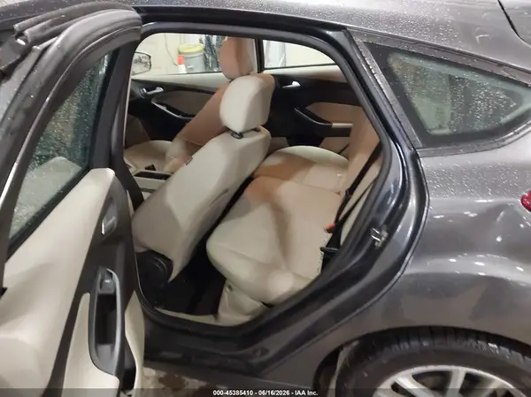 1FADP3K2XHL247913 2017 FORD FOCUS - Image 8