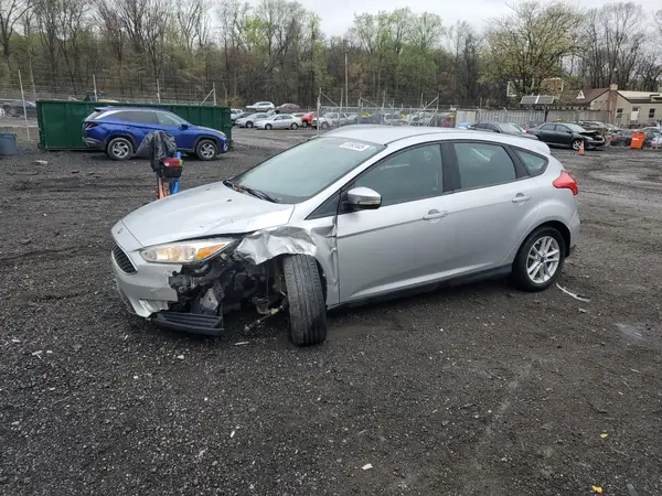1FADP3K2XHL247944 2017 FORD FOCUS - Image 1