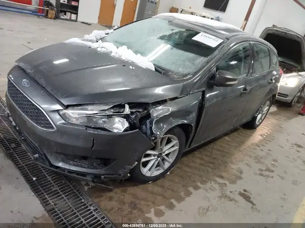 1FADP3K2XHL258913 2017 FORD FOCUS - Image 2
