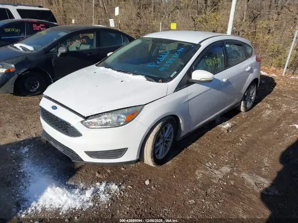 1FADP3K2XHL263979 2017 FORD FOCUS - Image 2