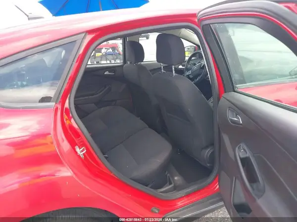 1FADP3K2XHL278174 2017 FORD FOCUS - Image 8
