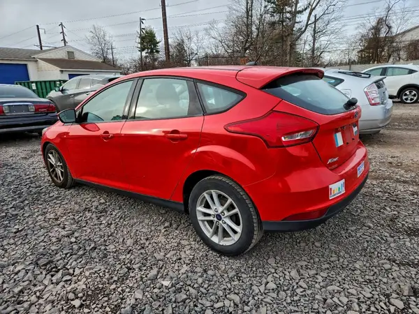 1FADP3K2XHL278417 2017 FORD FOCUS - Image 2