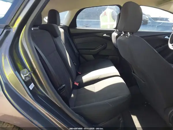 1FADP3K2XHL286386 2017 FORD FOCUS - Image 8