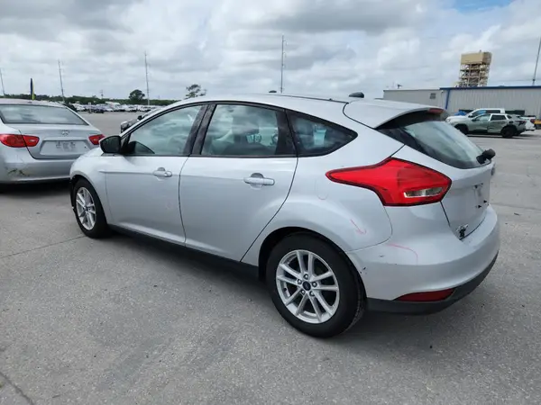 1FADP3K2XHL297937 2017 FORD FOCUS - Image 2