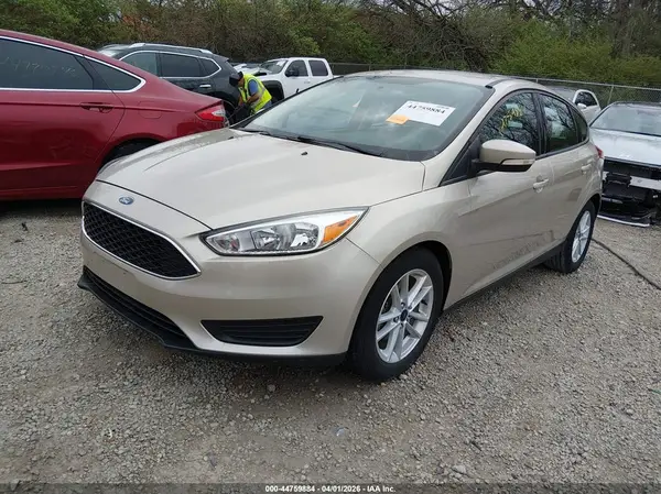1FADP3K2XHL306863 2017 FORD FOCUS - Image 2
