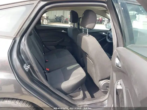 1FADP3K2XHL313568 2017 FORD FOCUS - Image 8