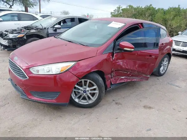 1FADP3K2XHL319614 2017 FORD FOCUS - Image 2