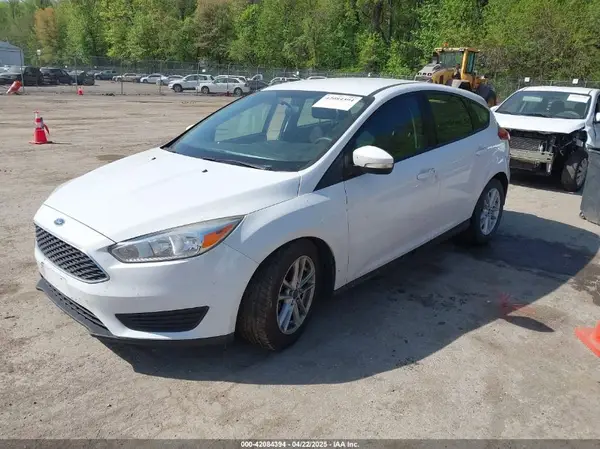 1FADP3K2XHL332010 2017 FORD FOCUS - Image 2