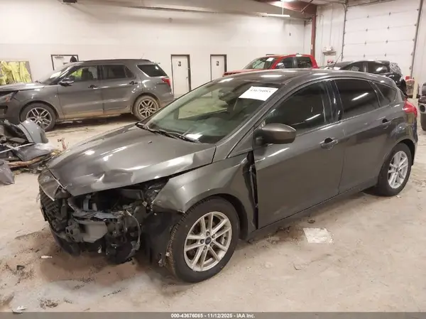 1FADP3K2XJL217512 2018 FORD FOCUS - Image 2