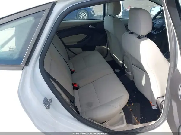 1FADP3K2XJL237405 2018 FORD FOCUS - Image 8