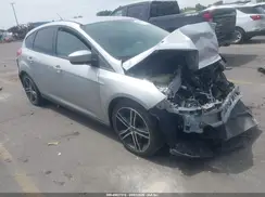 1FADP3K2XJL252695 2018 FORD FOCUS
