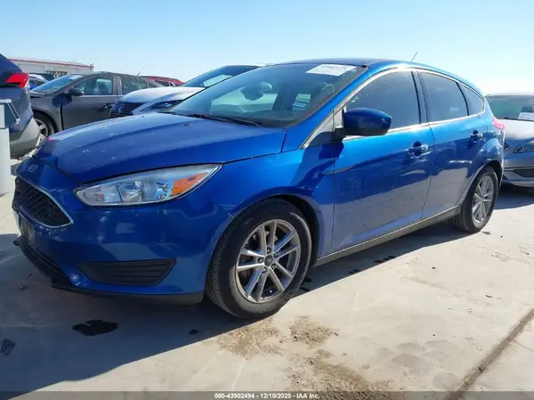1FADP3K2XJL259324 2018 FORD FOCUS - Image 2
