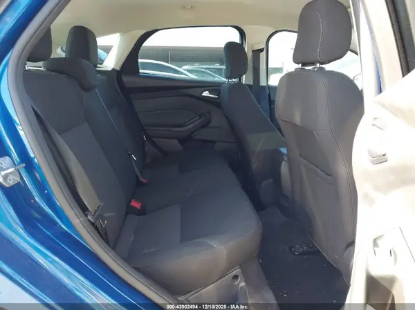 1FADP3K2XJL259324 2018 FORD FOCUS - Image 8