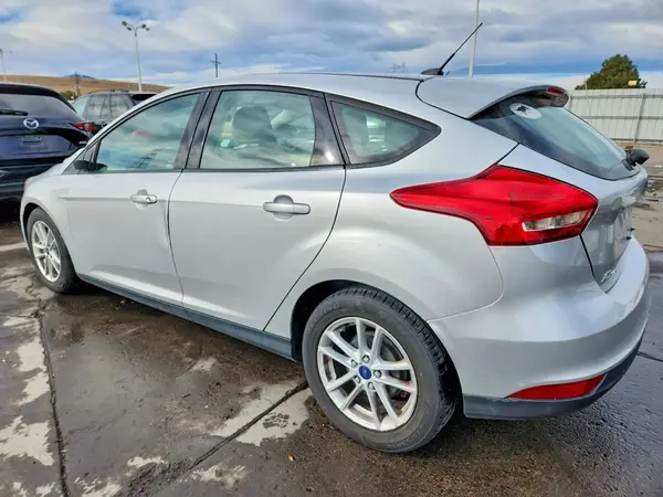 1FADP3K2XJL260182 2018 FORD FOCUS - Image 2