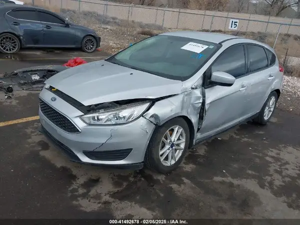1FADP3K2XJL260800 2018 FORD FOCUS - Image 2