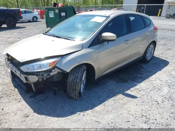 1FADP3K2XJL264037 2018 FORD FOCUS - Image 2