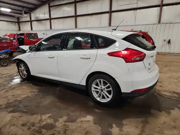 1FADP3K2XJL268525 2018 FORD FOCUS - Image 2