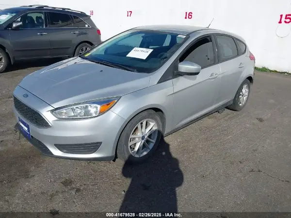 1FADP3K2XJL277760 2018 FORD FOCUS - Image 2