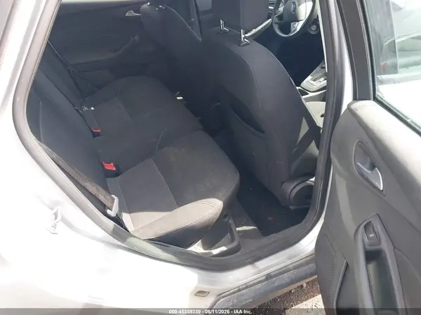 1FADP3K2XJL280433 2018 FORD FOCUS - Image 8