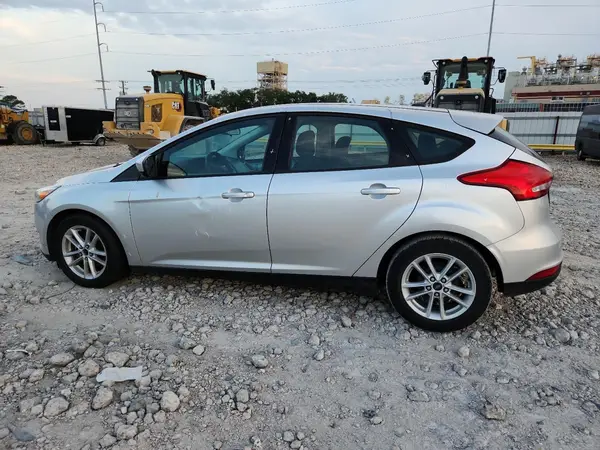 1FADP3K2XJL281758 2018 FORD FOCUS - Image 2