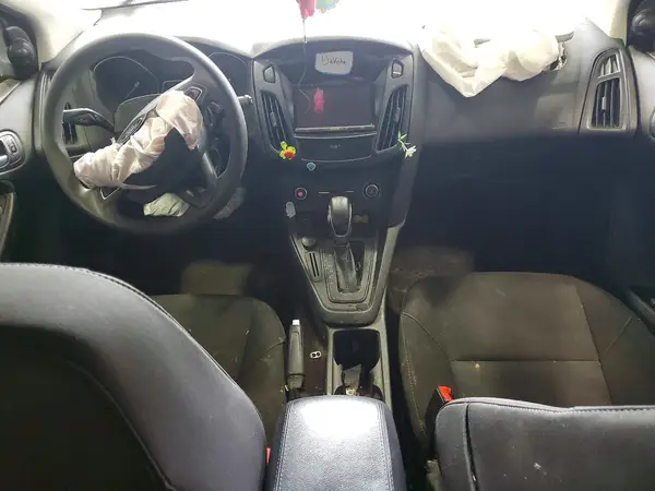 1FADP3K2XJL285308 2018 FORD FOCUS - Image 8