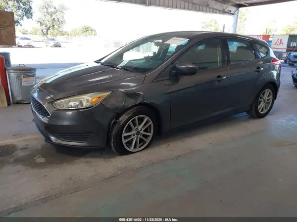 1FADP3K2XJL295224 2018 FORD FOCUS - Image 2