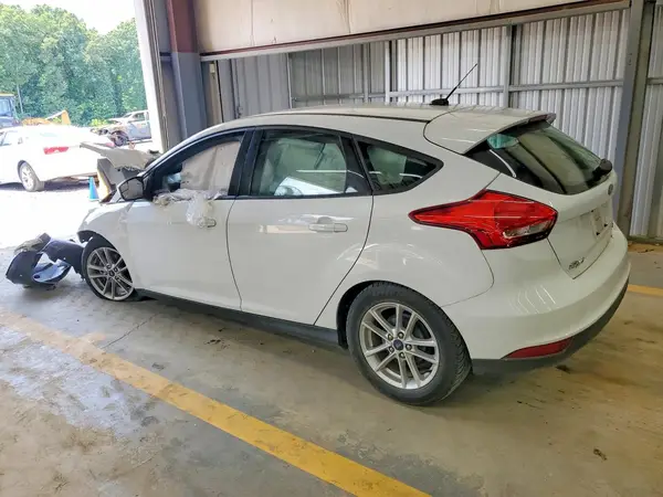 1FADP3K2XJL295305 2018 FORD FOCUS - Image 2