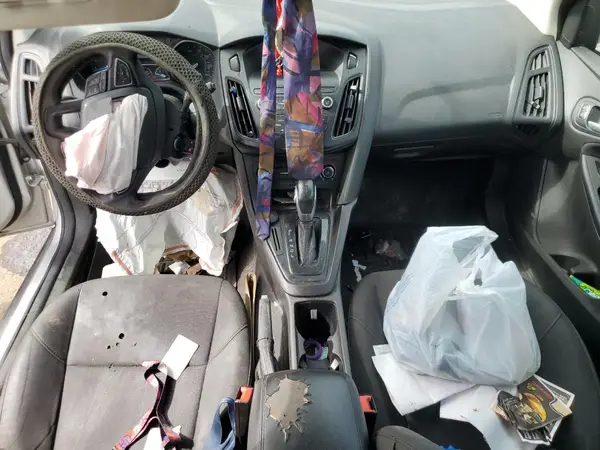 1FADP3K2XJL295482 2018 FORD FOCUS - Image 8