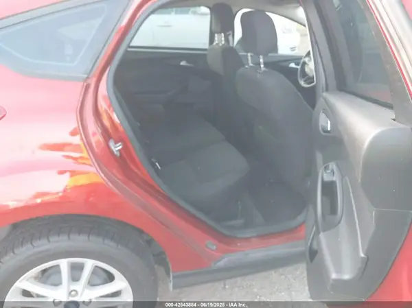 1FADP3K2XJL312023 2018 FORD FOCUS - Image 8