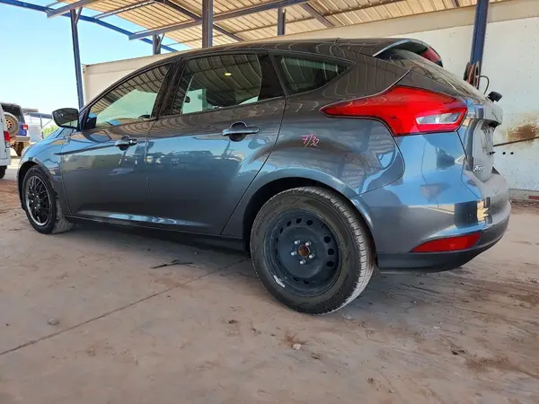 1FADP3K2XJL313141 2018 FORD FOCUS - Image 2