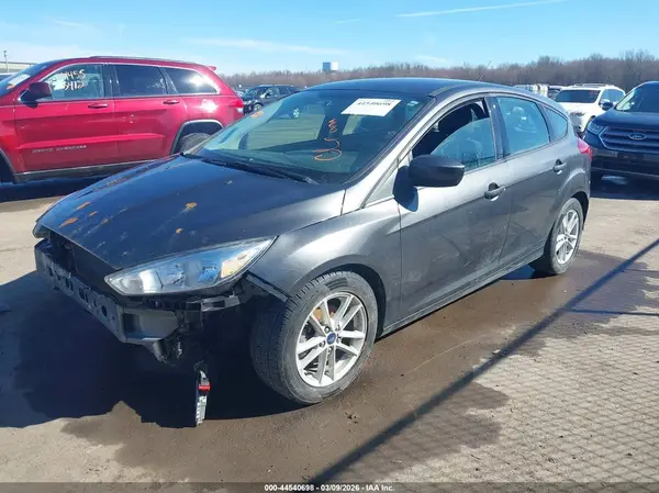 1FADP3K2XJL315651 2018 FORD FOCUS - Image 2