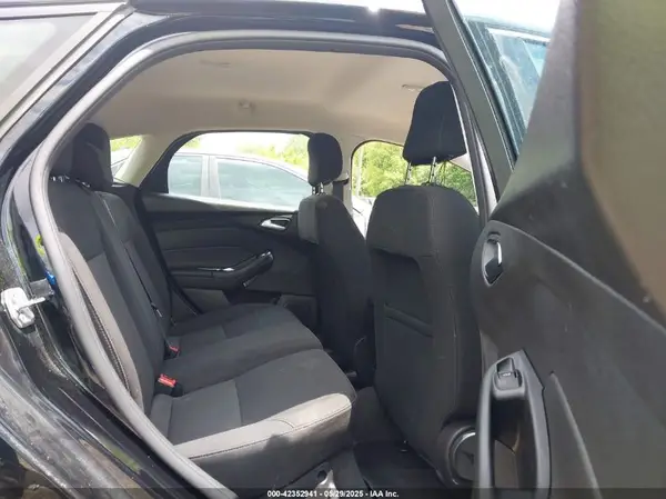 1FADP3K2XJL330909 2018 FORD FOCUS - Image 8