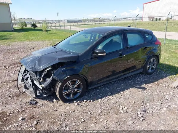 1FADP3KE0GL288348 2016 FORD FOCUS - Image 2