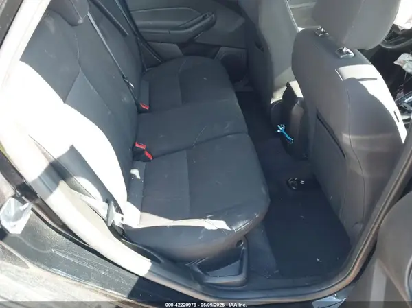 1FADP3KE0GL288348 2016 FORD FOCUS - Image 8