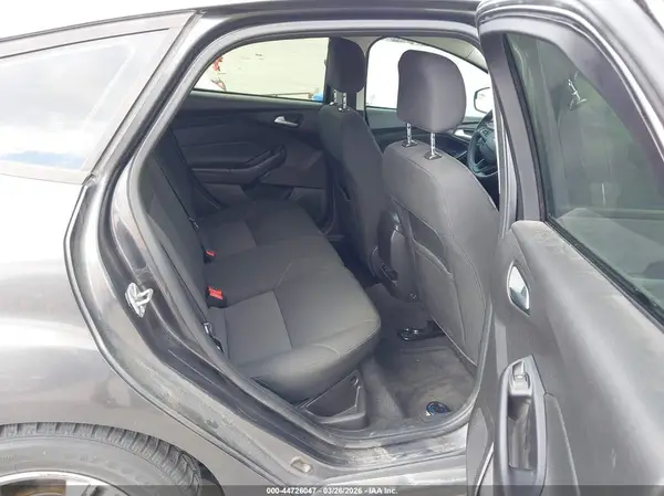 1FADP3KE0GL337063 2016 FORD FOCUS - Image 8