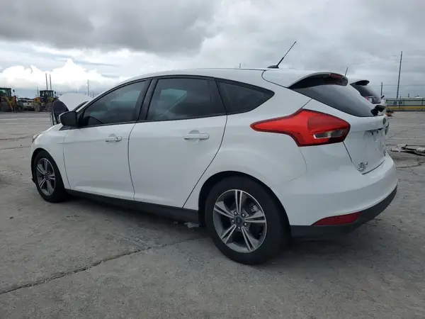 1FADP3KE2GL348887 2016 FORD FOCUS - Image 2