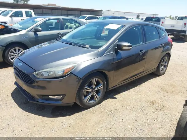1FADP3KE2GL380075 2016 FORD FOCUS - Image 2