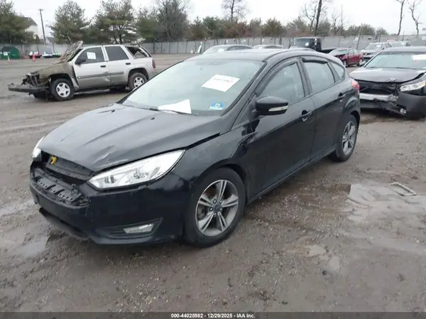 1FADP3KE3GL354617 2016 FORD FOCUS - Image 2