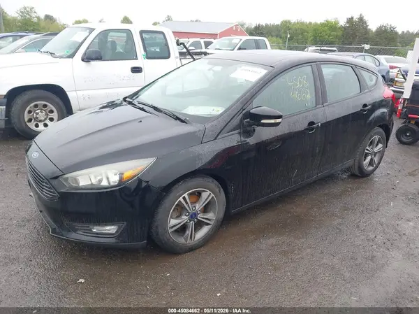 1FADP3KE4GL257152 2016 FORD FOCUS - Image 2