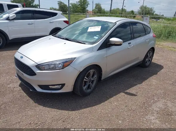 1FADP3KE6GL227098 2016 FORD FOCUS - Image 2