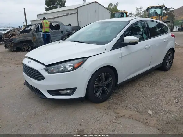 1FADP3KE8GL331379 2016 FORD FOCUS - Image 2