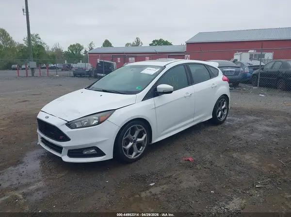 1FADP3L90GL224005 2016 FORD FOCUS ST - Image 2