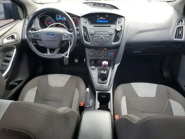 1FADP3L90GL389813 2016 FORD FOCUS - Image 8