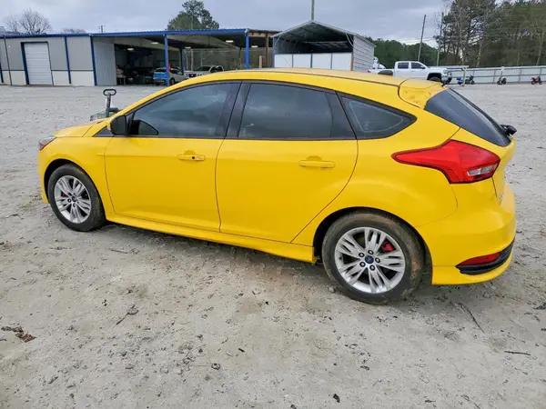 1FADP3L90HL202927 2017 FORD FOCUS - Image 2