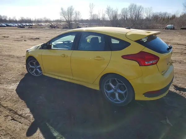 1FADP3L90HL213636 2017 FORD FOCUS - Image 2