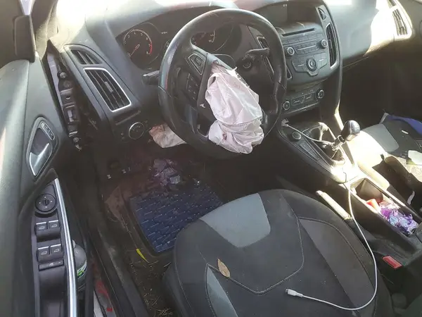1FADP3L90HL227715 2017 FORD FOCUS - Image 8