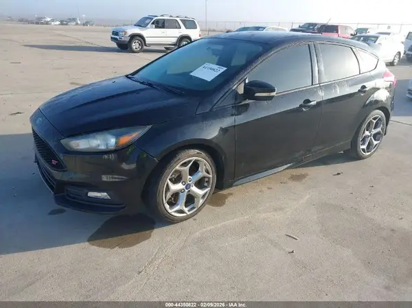 1FADP3L90HL290183 2017 FORD FOCUS ST - Image 2